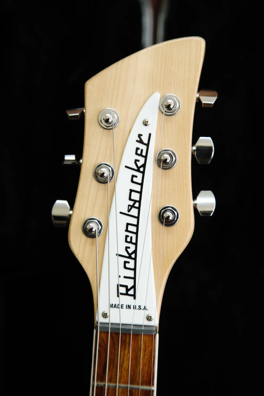 Rickenbacker 620 Mapleglo Solidbody Electric Guitar - Image 8