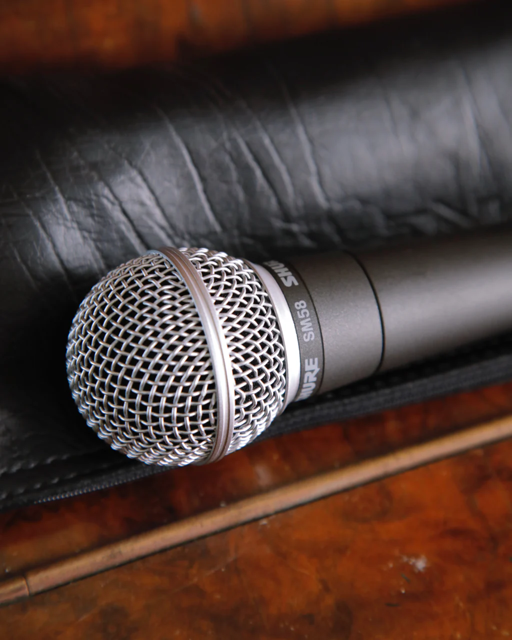 Shure SM58 Dynamic Vocal Microphone Pre-Owned - Image 2