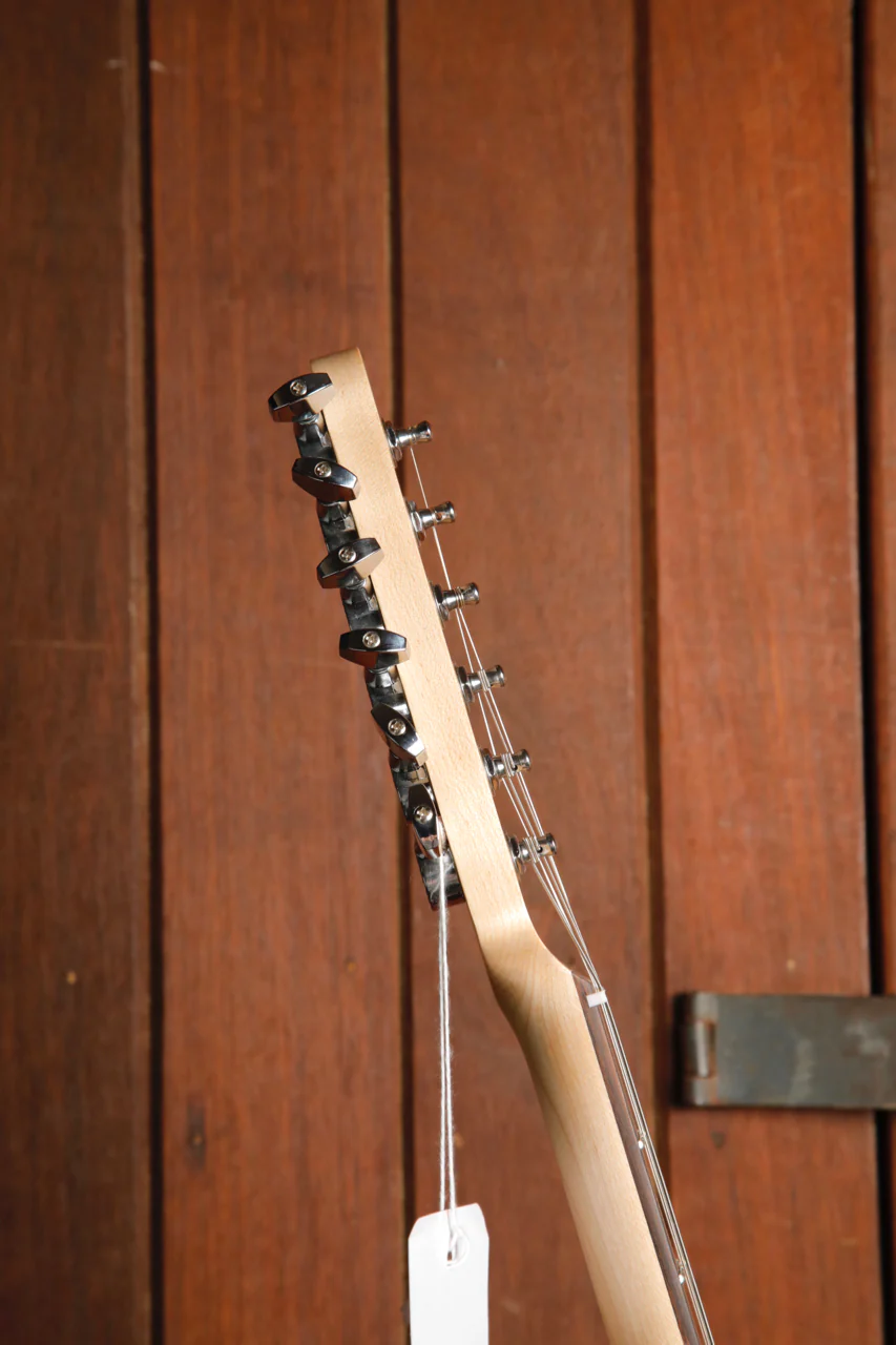 Squier Sonic Stratocaster Sienna Sunburst Electric Guitar - Image 8