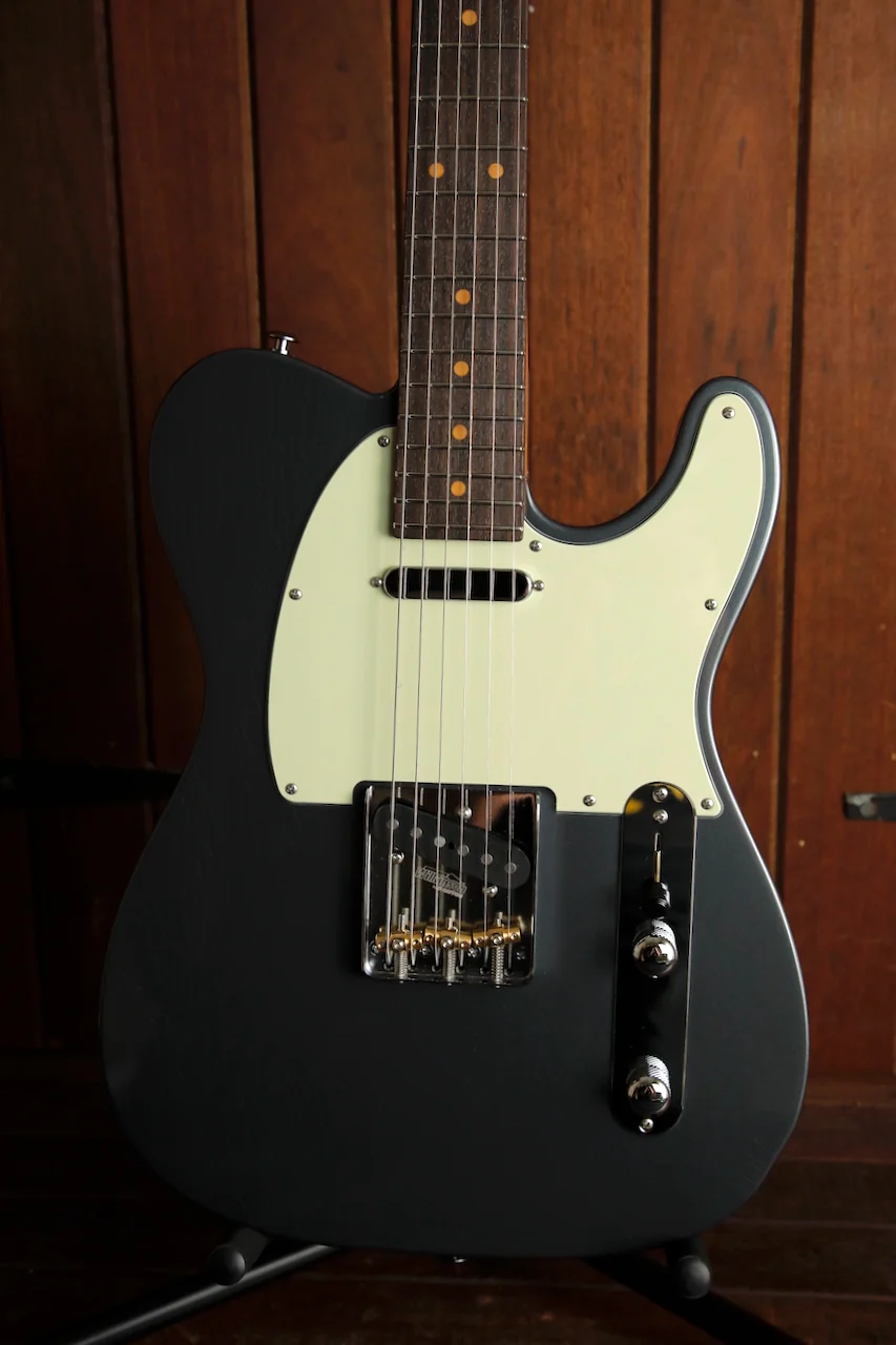 Suhr Classic T Vintage Limited Edition Charcoal Frost Guitar