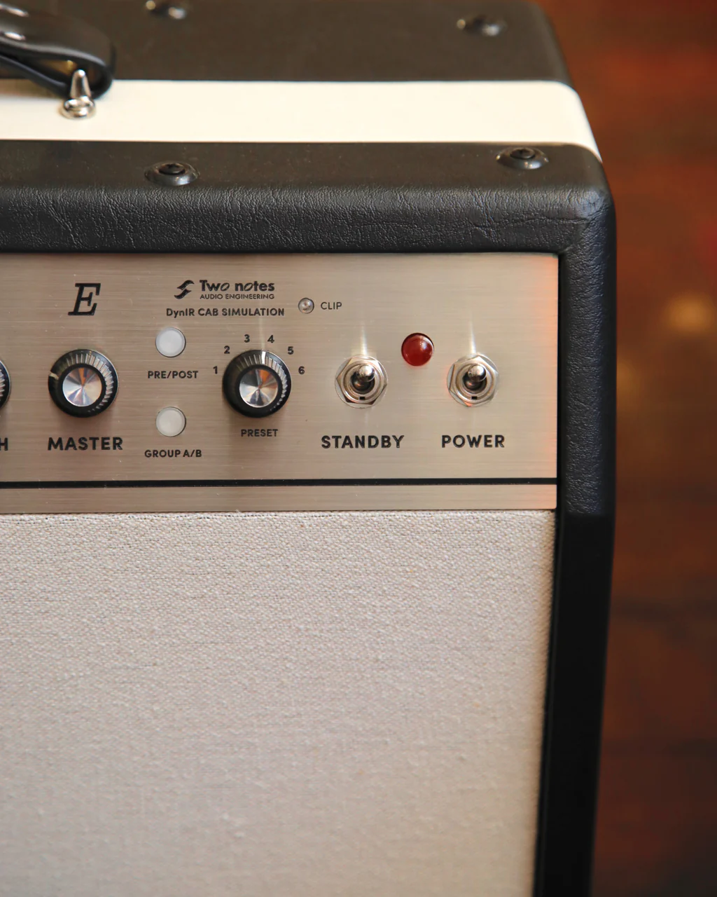 Supro Airwave 25-Watt 1x12" Valve Guitar Amplifier - Image 4