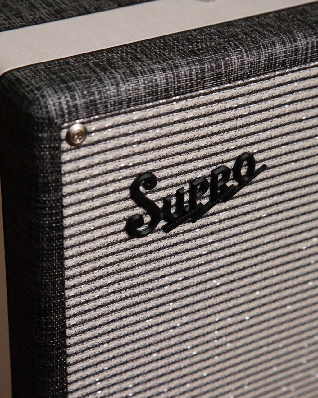 Supro Black Magick Reverb Combo Amplifier Black Rhino - Image 2