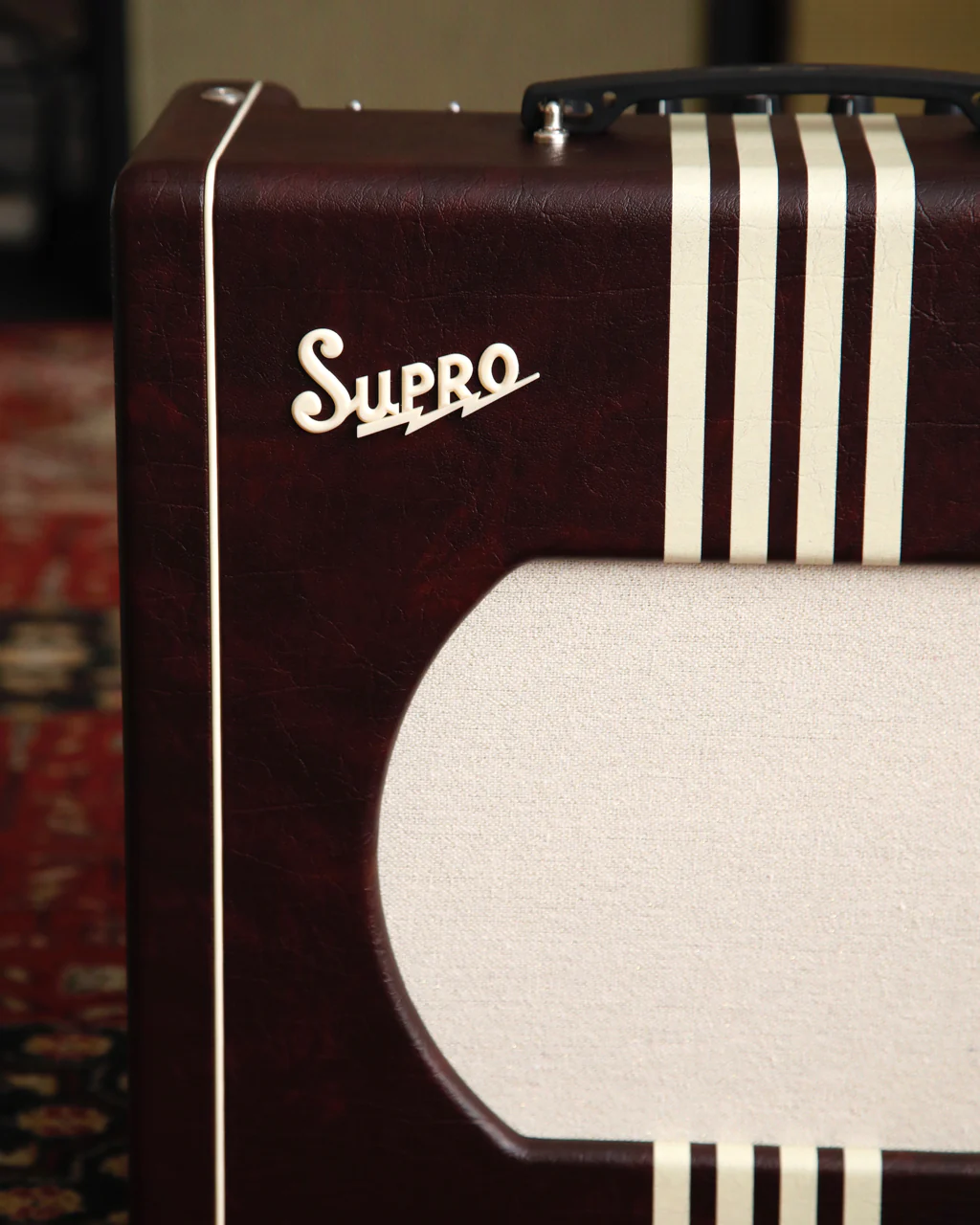Supro Delta King 12 Combo 1x12" Amplifier Burgundy and Cream - Image 2