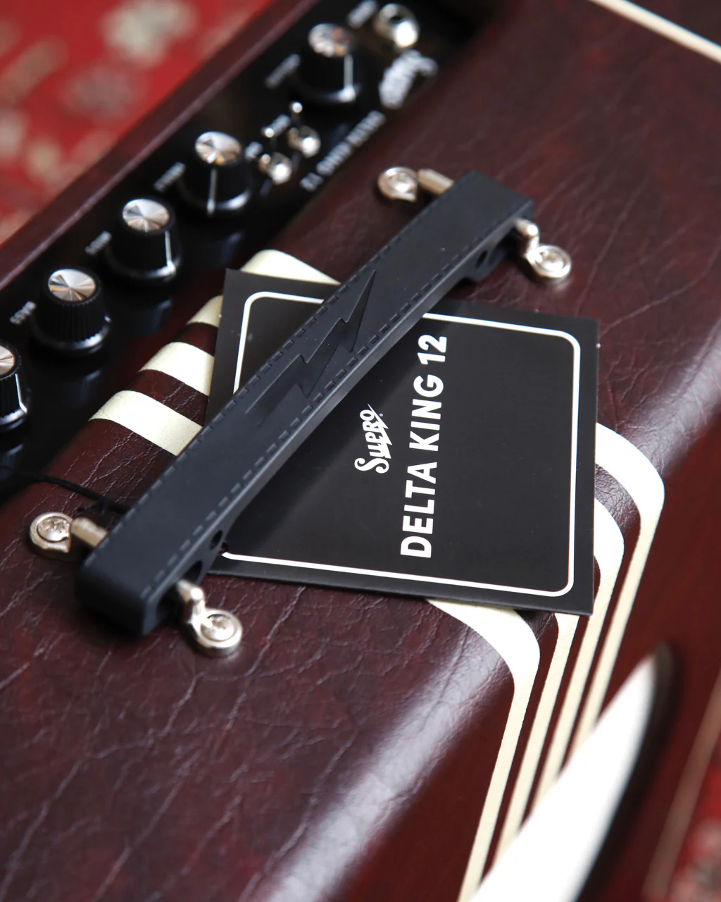 Supro Delta King 12 Combo 1x12" Amplifier Burgundy and Cream - Image 4