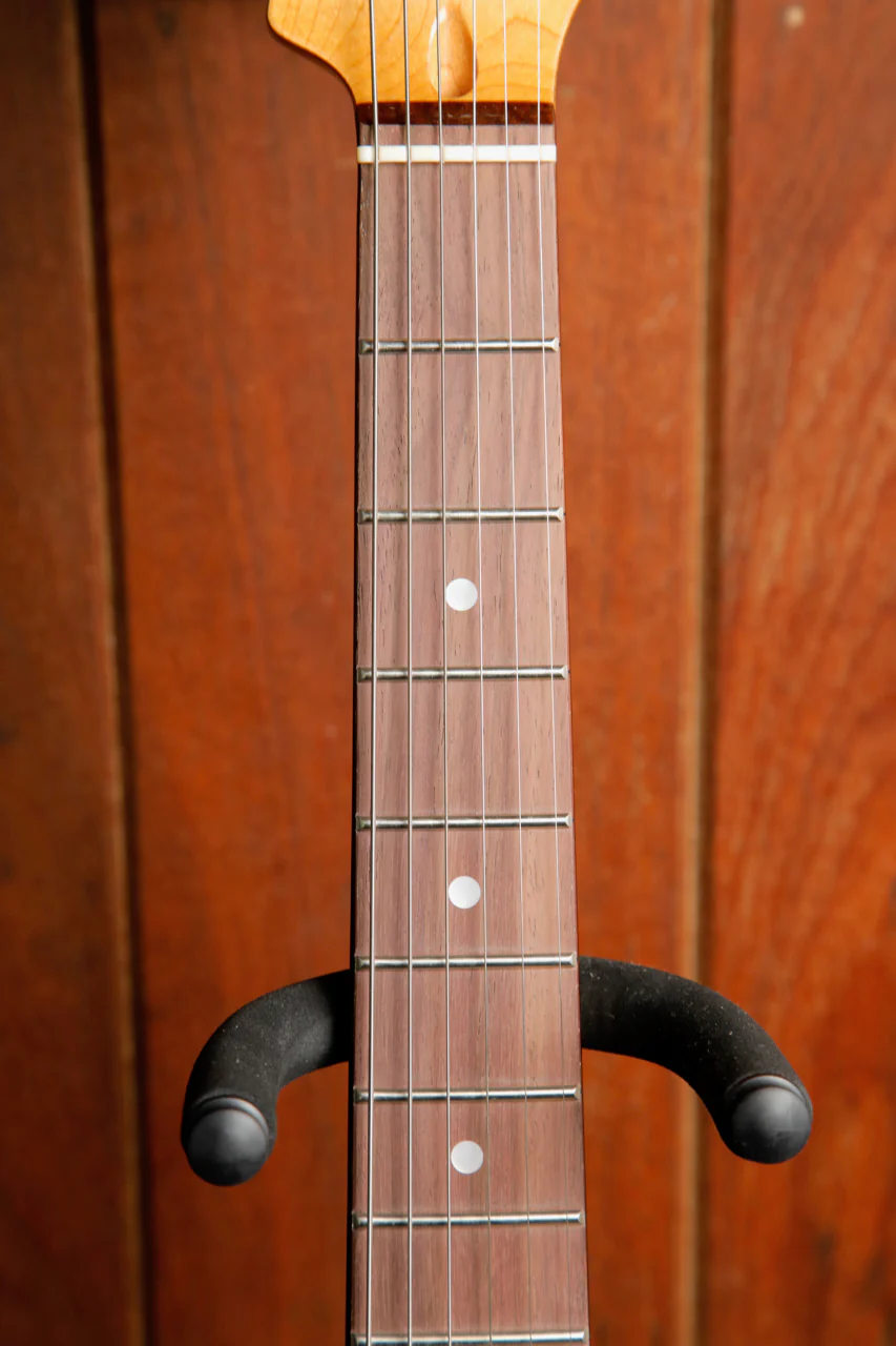 SX Mini 3/4 Vintage Style Electric Guitar Sunburst - Image 4