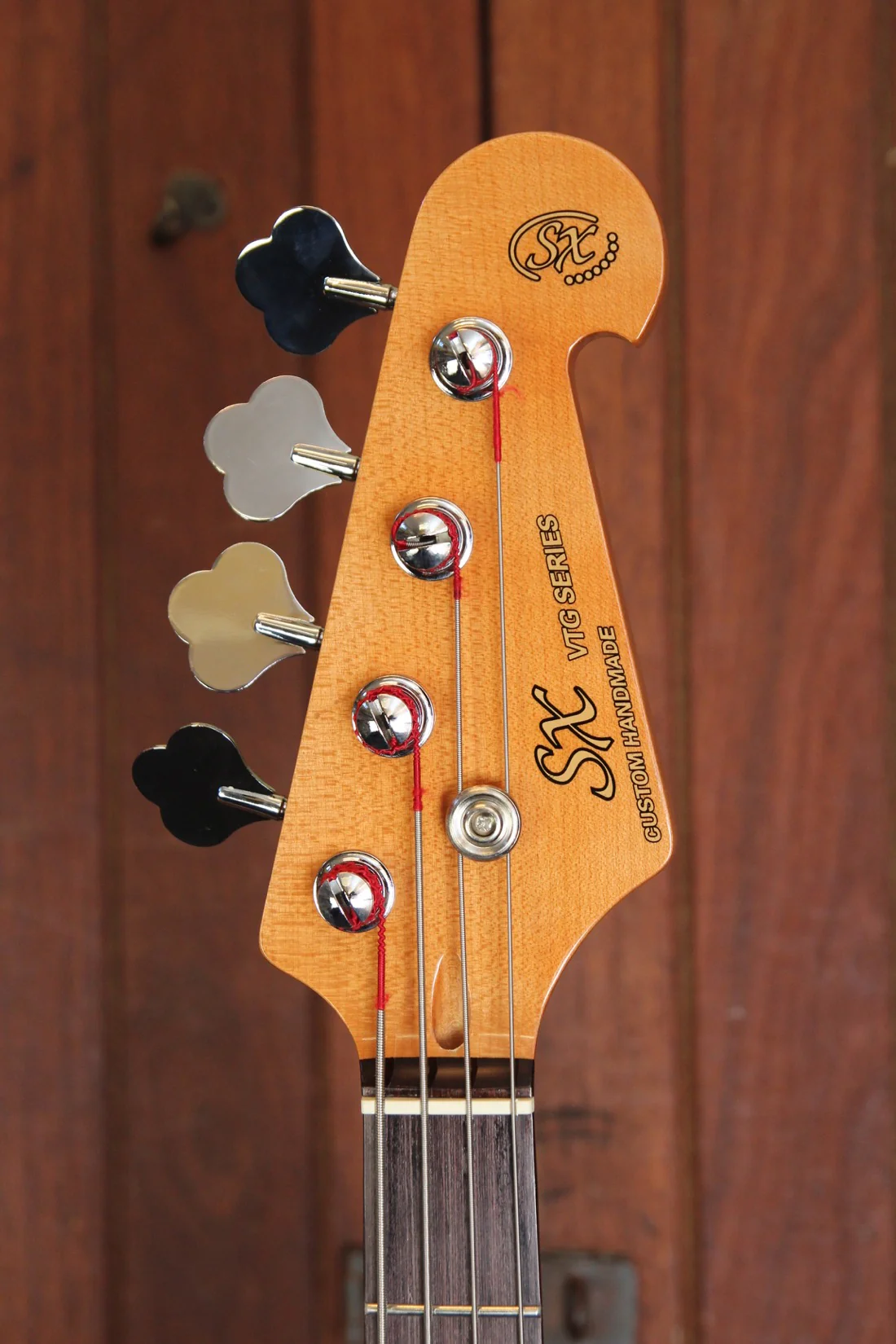 SX Vintage StylePB Bass Solidbody Electric Bass Guitar Vintage White - Image 4