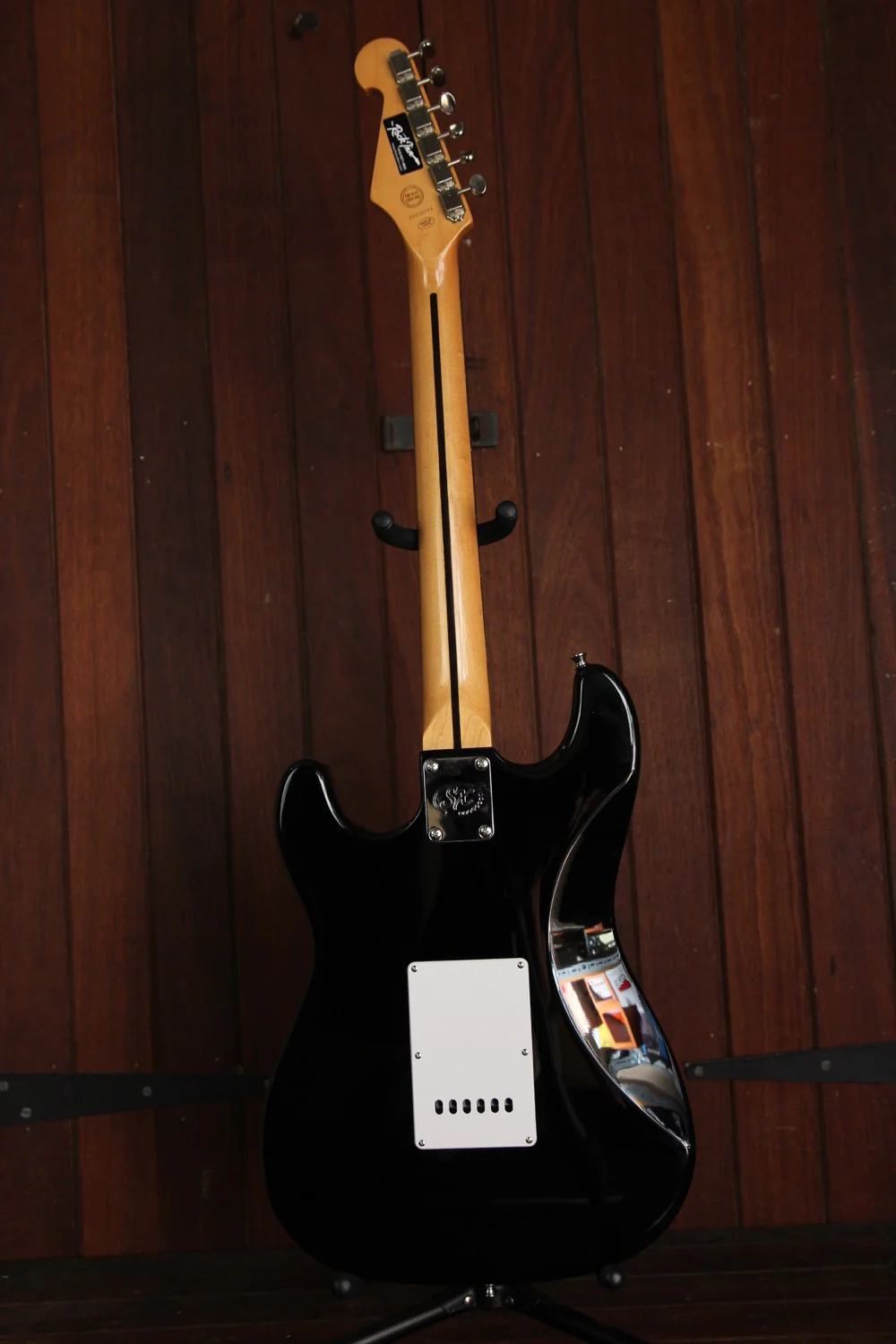 SX Vintage Style Electric Guitar Black with Bag - Image 5