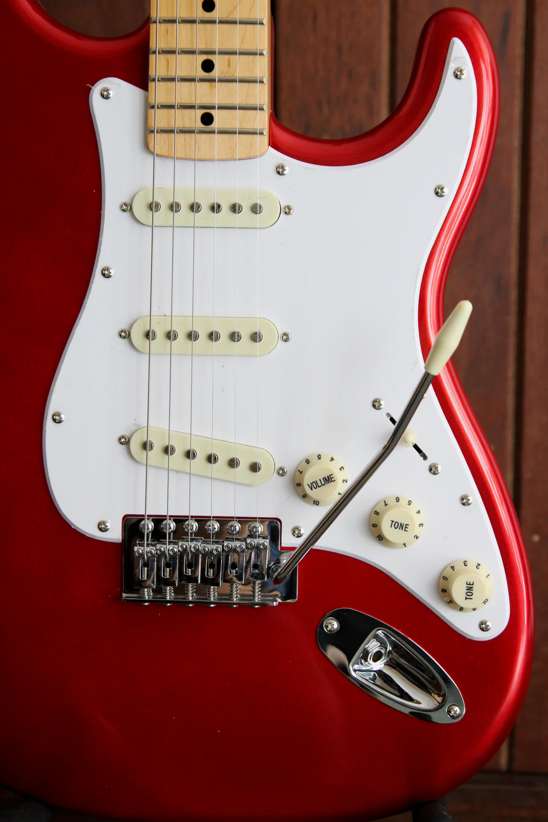 SX Vintage Style Electric Guitar Candy Apple Red with Bag - Image 5