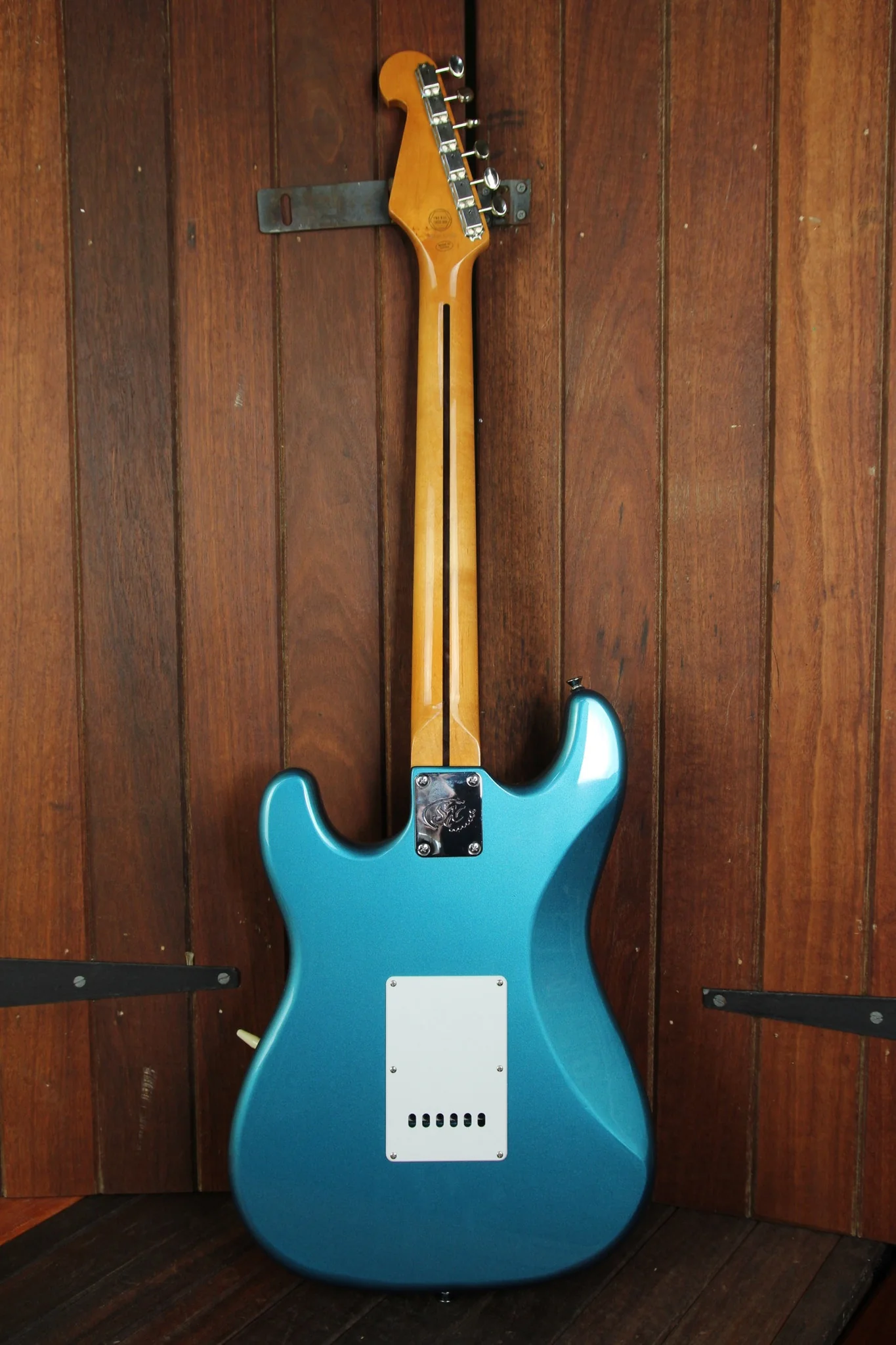 SX Vintage Style Electric Guitar Lake Placid Blue with Bag - Image 3