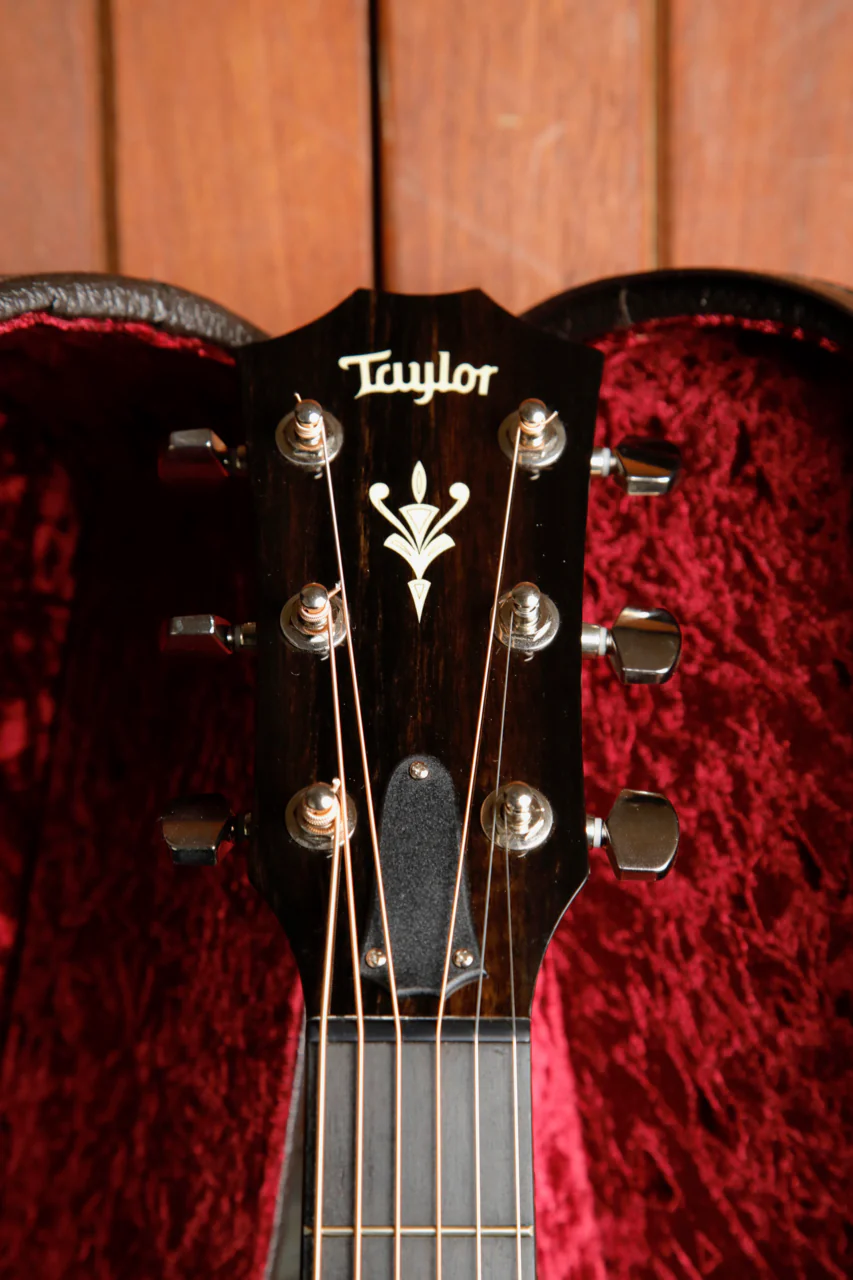 Taylor 524ce Grand Auditorium Acoustic-Electric Guitar 2019 Pre-Owned - Image 3