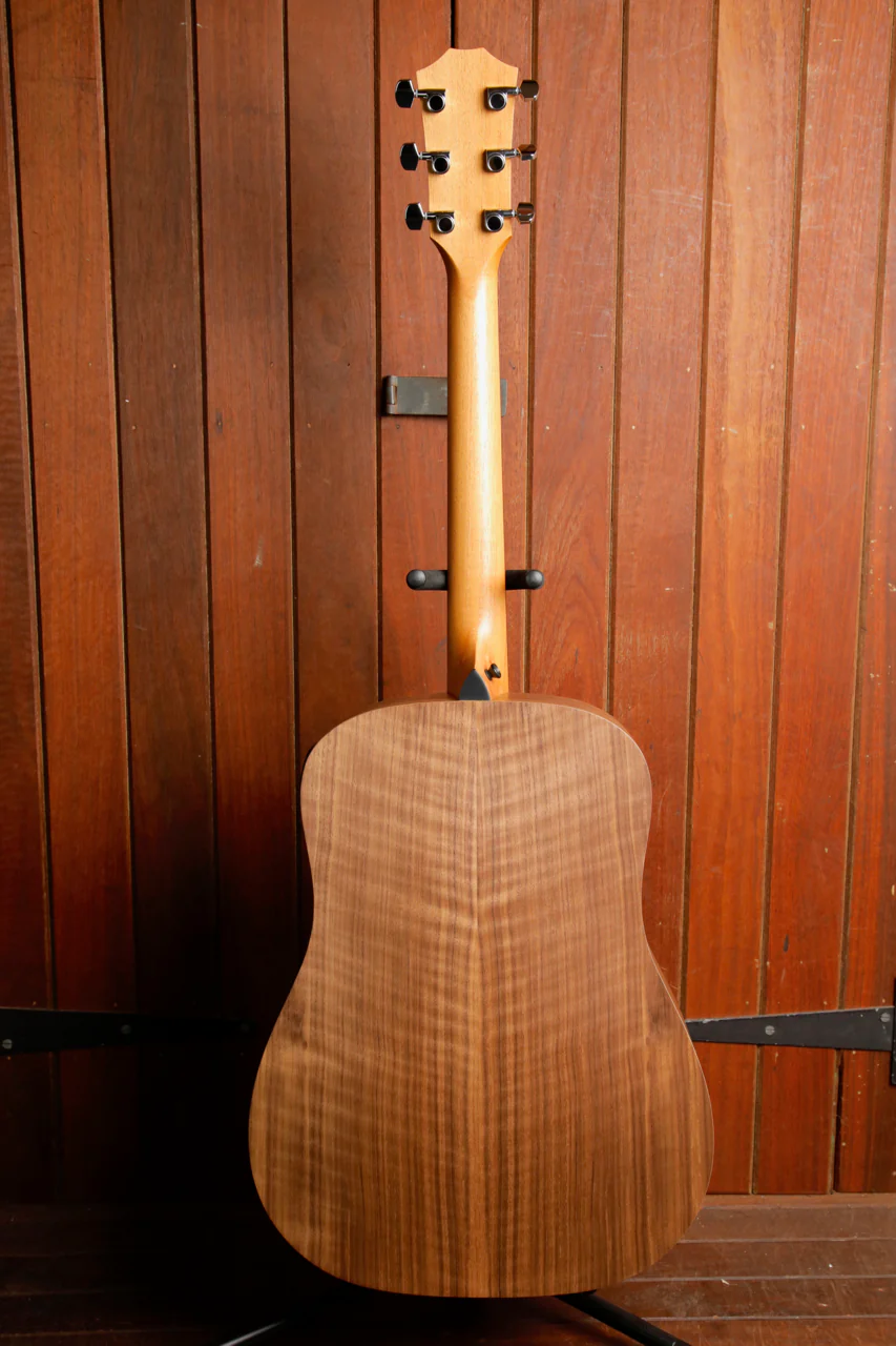 Taylor Academy 10e Walnut Left Handed Acoustic-Electric Guitar - Image 11