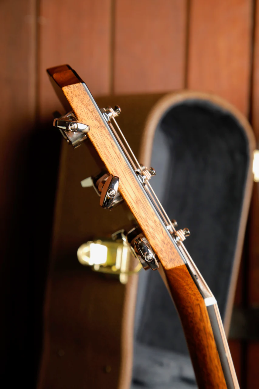 Taylor Gold Label 517e Blacktop Spruce / Mahogany Acoustic-Electric Guitar - Image 11
