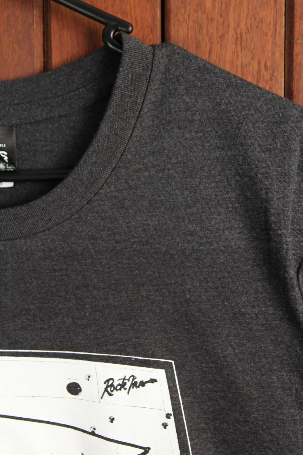 The Rock Inn T-Shirt - Image 3