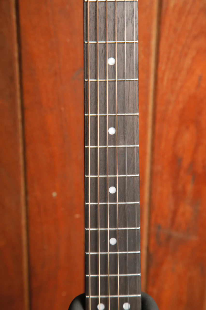 Traveler Guitar Ultra-Light Acoustic Antique Brown - Image 4