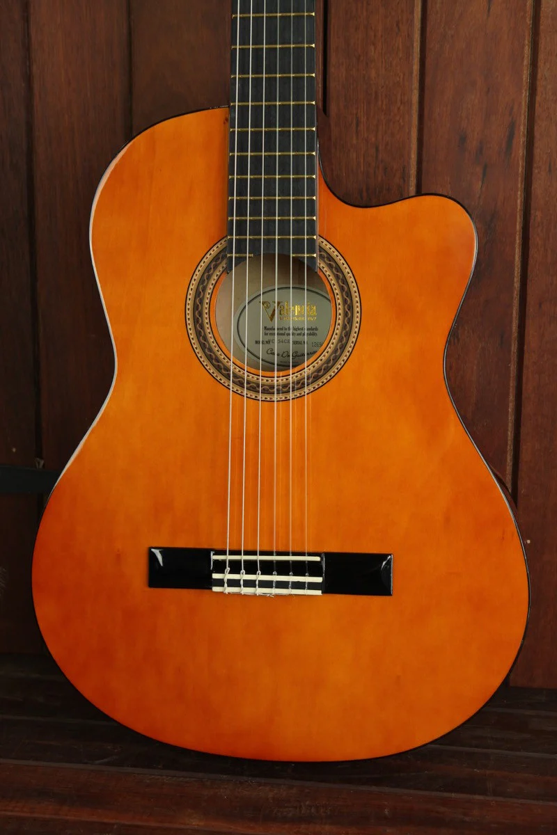 Valencia VC104CE Series Classical Nylon Acoustic-Electric Guitar - Image 3