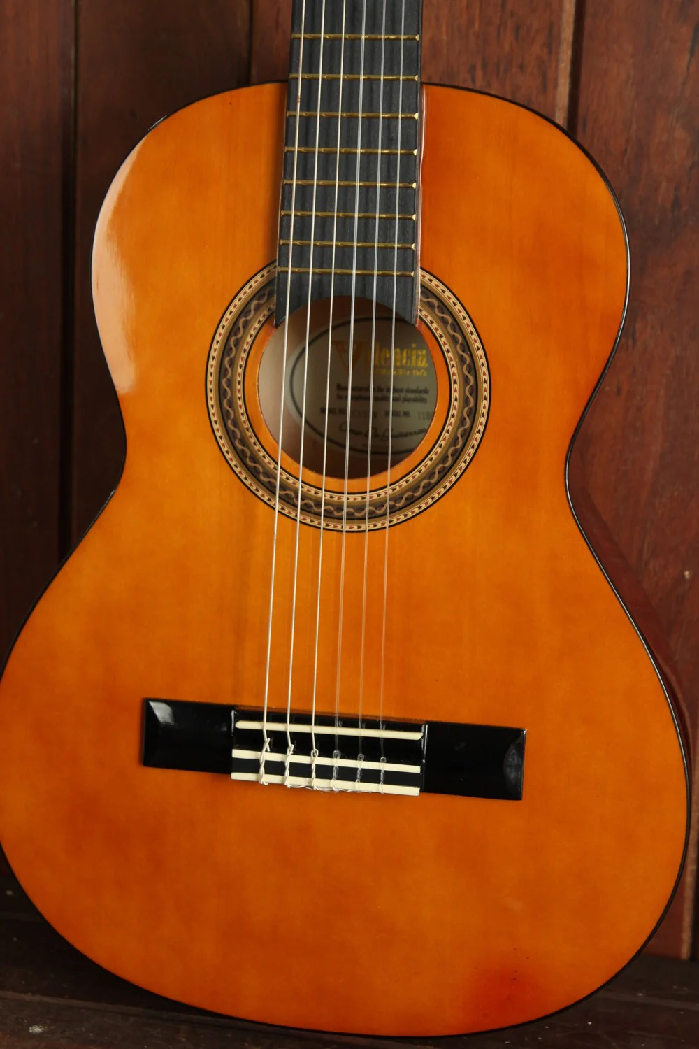 Valencia VC102K Nylon String Classical Guitar Pack 1/2 Size - Image 3