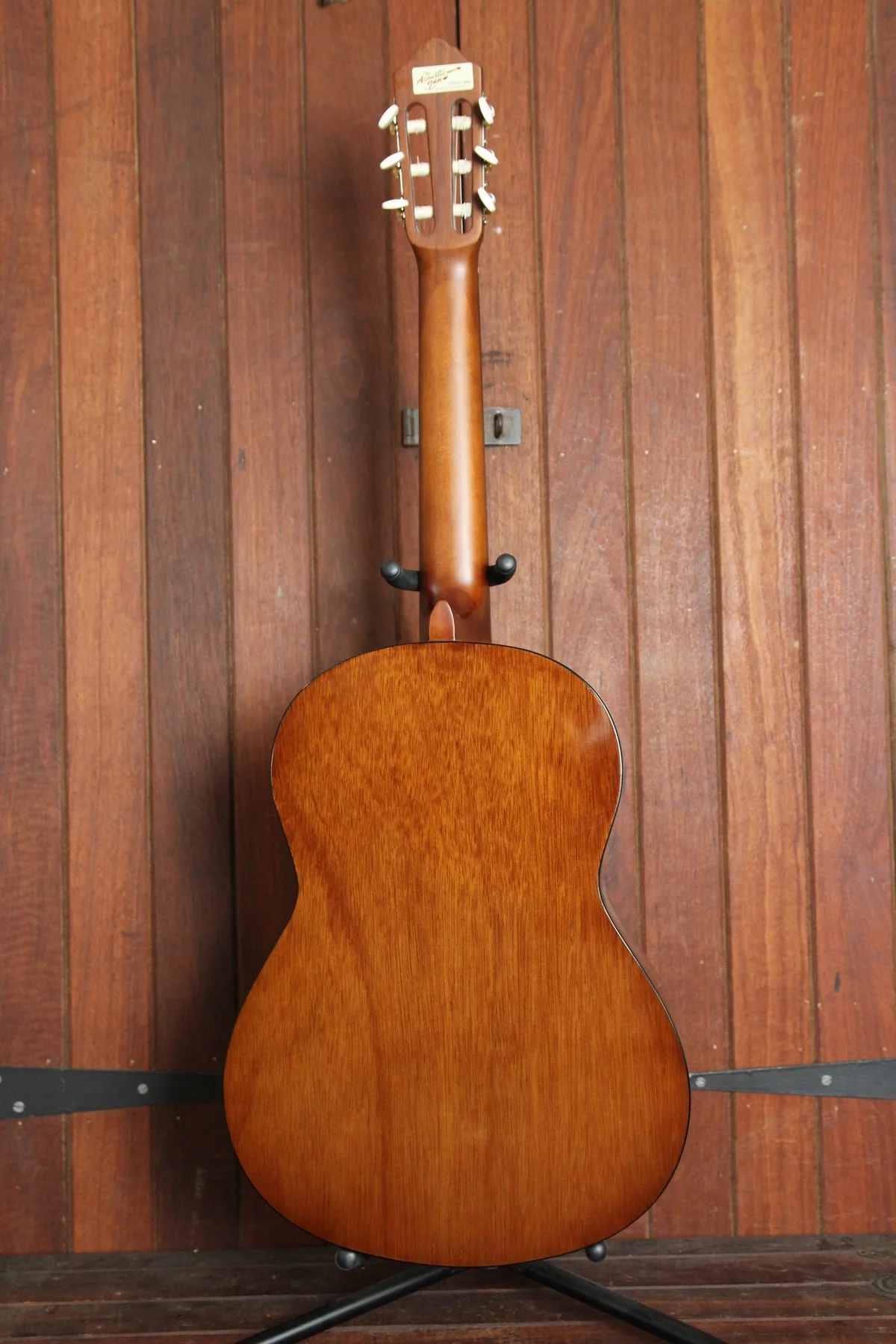 Yamaha GIGMAKER C40 Full-sized Nylon String Guitar w/Tuner and Bag - Image 7