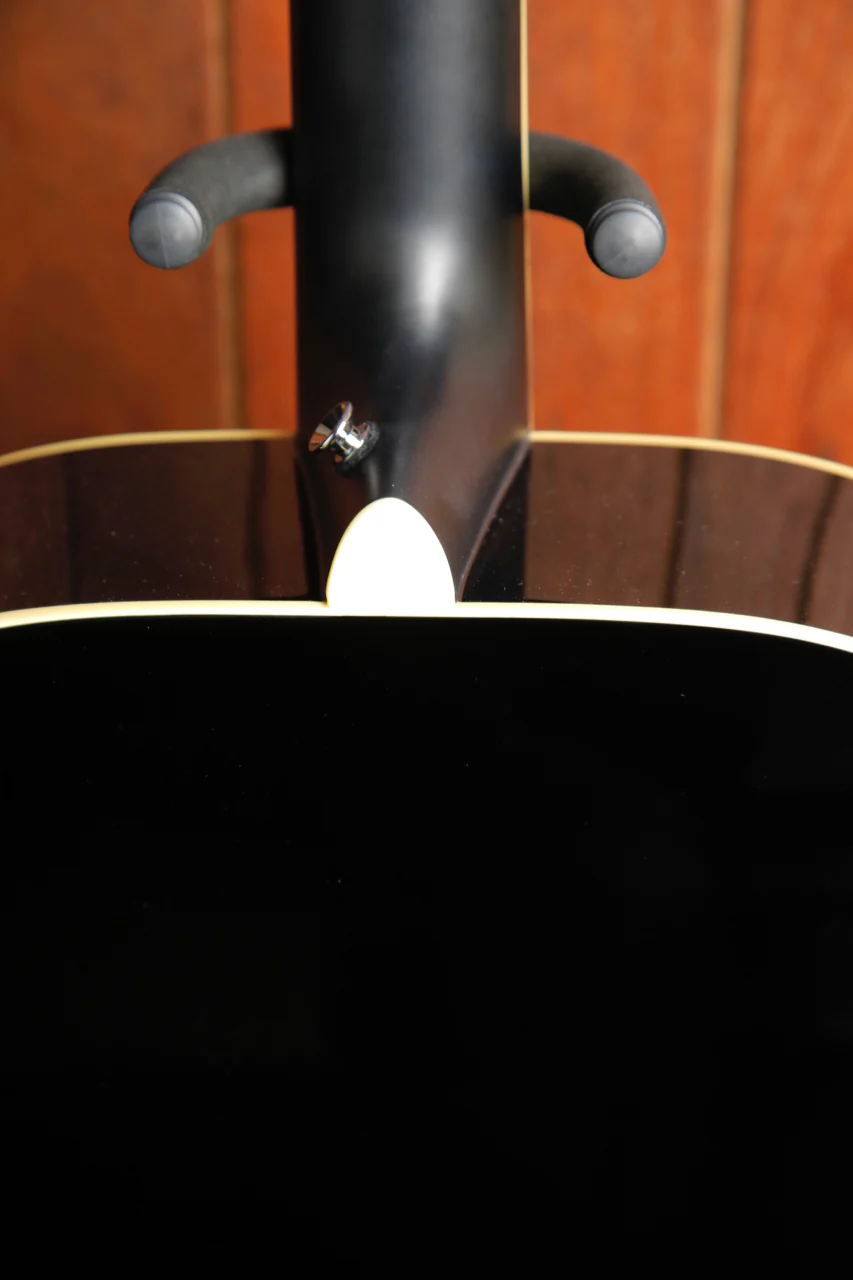 Yamaha FG820 Dreadnought Gloss Black Acoustic Guitar - Image 14