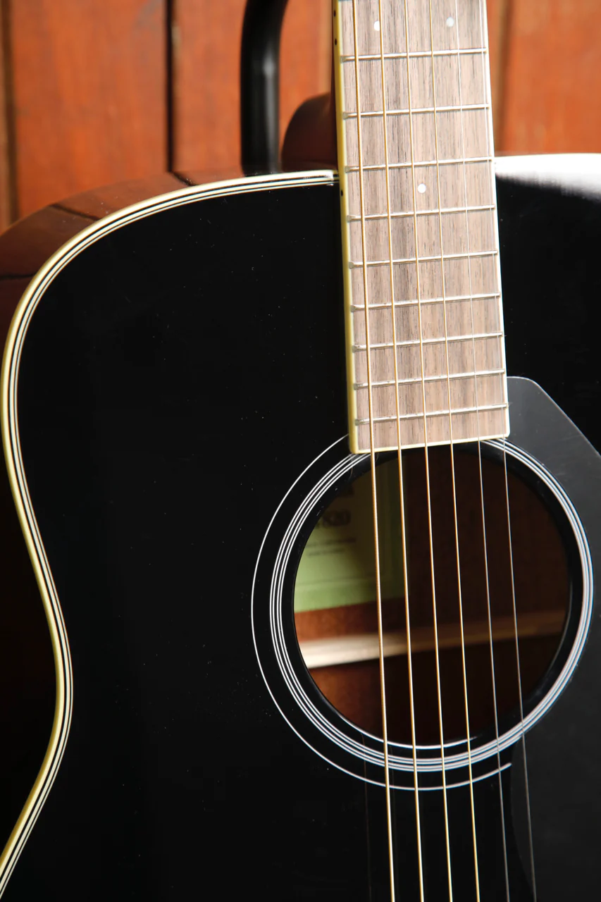 Yamaha FG820 Dreadnought Gloss Black Acoustic Guitar - Image 5
