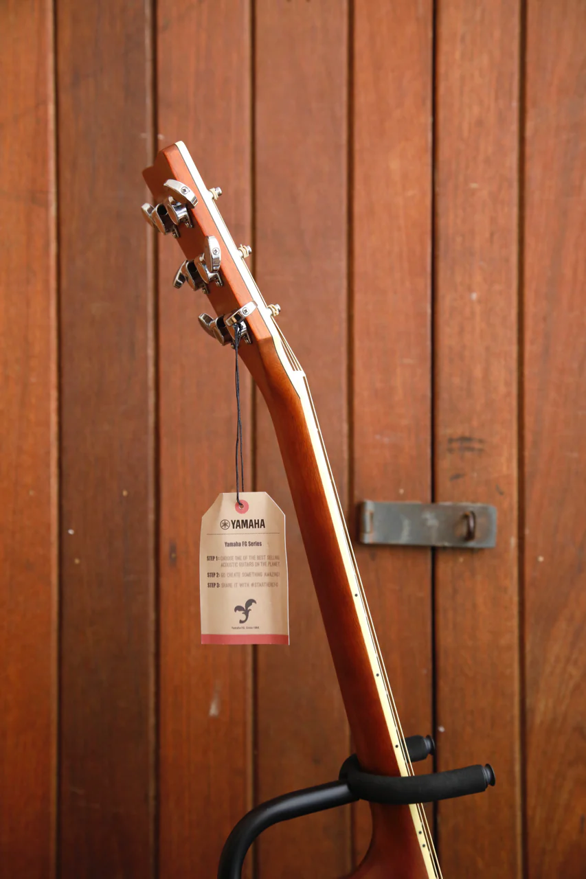 Yamaha FG830 Tobacco Sunburst Acoustic Guitar - Image 8