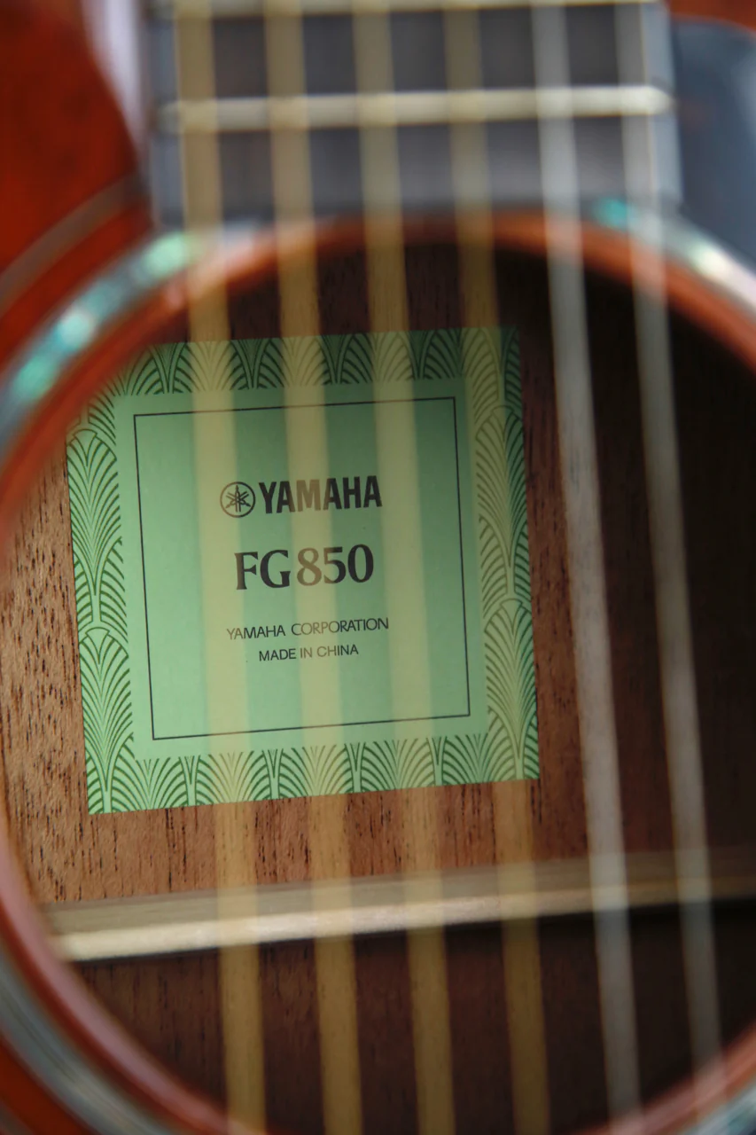 Yamaha FG850 Solid Mahogany Top Dreadnought Acoustic Guitar - Image 6